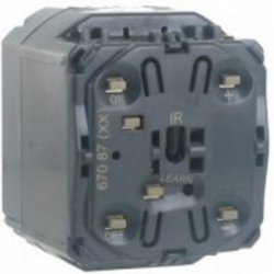 Механизъм Бутонен димер 400W всички товари с управление от универсално дистанционно LEGRAND
